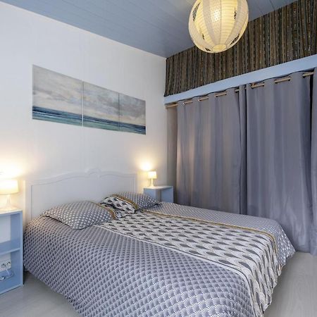 Les Volets Bleus T3 De 80 M2 Patio Privatif Apartman Rochefort  Kültér fotó